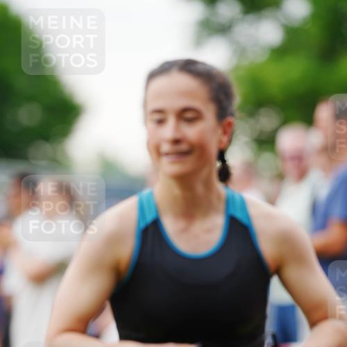 21.06.2026 - 29. Vierlanden-Triathlon LAZAROV Photography http://msf.ph/oto/9862982 21.06.2026 10:15:07 Schwimmen 509, 526, 545 meine-sportfotos.de