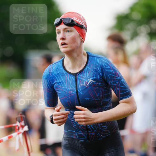 21.06.2026 - 29. Vierlanden-Triathlon LAZAROV Photography http://msf.ph/oto/9862986 21.06.2026 10:15:25 Schwimmen 496, 526, 564, 584, 614, 621 meine-sportfotos.de