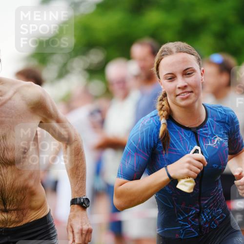 21.06.2026 - 29. Vierlanden-Triathlon LAZAROV Photography http://msf.ph/oto/9862987 21.06.2026 10:15:26 Schwimmen 496, 564, 584, 614, 621 meine-sportfotos.de