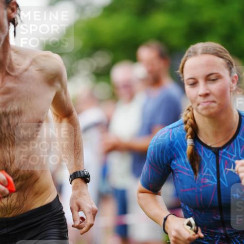 21.06.2026 - 29. Vierlanden-Triathlon LAZAROV Photography http://msf.ph/oto/9862988 21.06.2026 10:15:26 Schwimmen 496, 564, 584, 614, 621 meine-sportfotos.de