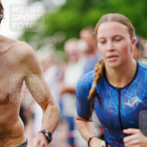 21.06.2026 - 29. Vierlanden-Triathlon LAZAROV Photography http://msf.ph/oto/9862989 21.06.2026 10:15:27 Schwimmen 496, 564, 584, 614, 621 meine-sportfotos.de