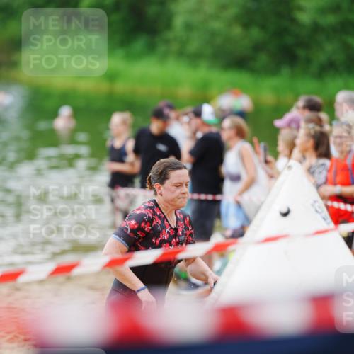 21.06.2026 - 29. Vierlanden-Triathlon LAZAROV Photography http://msf.ph/oto/9863001 21.06.2026 10:15:55 Schwimmen 552, 562 meine-sportfotos.de
