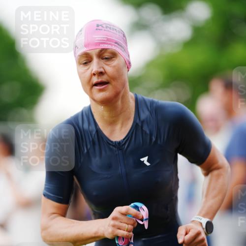 21.06.2026 - 29. Vierlanden-Triathlon LAZAROV Photography http://msf.ph/oto/9863021 21.06.2026 10:16:02 Schwimmen 552, 562, 587 meine-sportfotos.de
