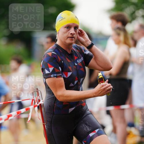 21.06.2026 - 29. Vierlanden-Triathlon LAZAROV Photography http://msf.ph/oto/9863042 21.06.2026 10:16:42 Schwimmen 384, 441, 540, 577 meine-sportfotos.de