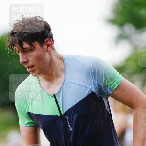21.06.2026 - 29. Vierlanden-Triathlon LAZAROV Photography http://msf.ph/oto/9863048 21.06.2026 10:16:45 Schwimmen 384, 441, 540, 577, 604, 613, 622 meine-sportfotos.de