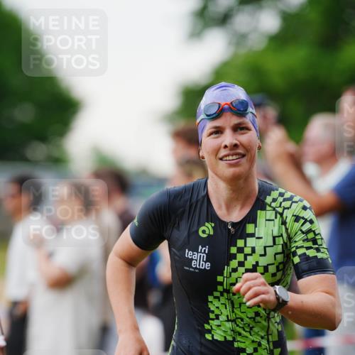21.06.2026 - 29. Vierlanden-Triathlon LAZAROV Photography http://msf.ph/oto/9863052 21.06.2026 10:16:47 Schwimmen 328, 384, 388, 506, 540, 577, 604, 613, 622 meine-sportfotos.de