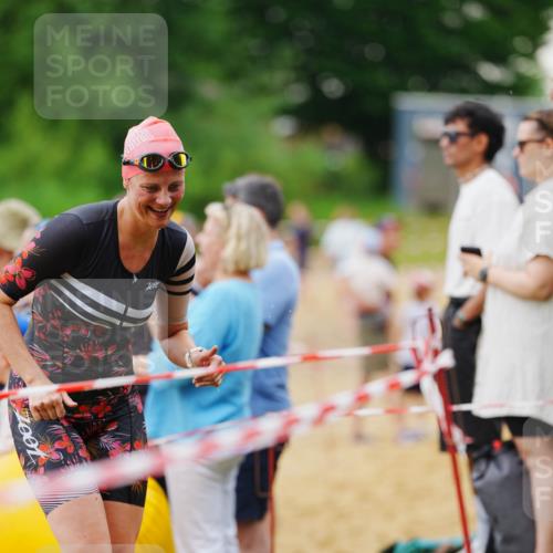 21.06.2026 - 29. Vierlanden-Triathlon LAZAROV Photography http://msf.ph/oto/9863058 21.06.2026 10:16:52 Schwimmen 328, 388, 485, 506, 536, 538, 577, 604, 613, 622 meine-sportfotos.de