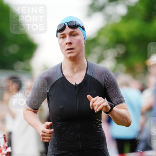 21.06.2026 - 29. Vierlanden-Triathlon LAZAROV Photography http://msf.ph/oto/9863083 21.06.2026 10:17:15 Schwimmen 386, 480, 488, 515, 521, 533, 591, 602, 625 meine-sportfotos.de