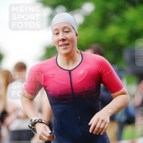21.06.2026 - 29. Vierlanden-Triathlon LAZAROV Photography http://msf.ph/oto/9863111 21.06.2026 10:17:47 Schwimmen 353, 508, 575 meine-sportfotos.de