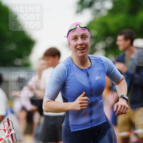 21.06.2026 - 29. Vierlanden-Triathlon LAZAROV Photography http://msf.ph/oto/9863113 21.06.2026 10:17:50 Schwimmen 353, 508, 575 meine-sportfotos.de
