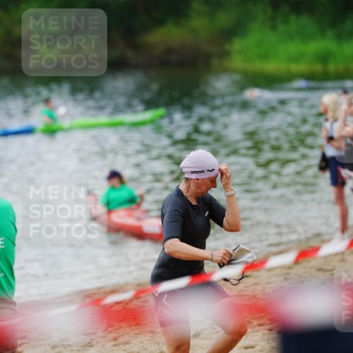 21.06.2026 - 29. Vierlanden-Triathlon LAZAROV Photography http://msf.ph/oto/9863115 21.06.2026 10:17:58 Schwimmen 481, 553, 557, 563 meine-sportfotos.de