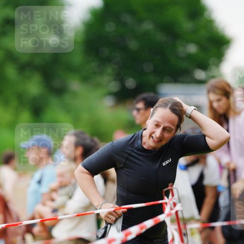 21.06.2026 - 29. Vierlanden-Triathlon LAZAROV Photography http://msf.ph/oto/9863120 21.06.2026 10:18:01 Schwimmen 481, 514, 553, 557, 563, 565 meine-sportfotos.de