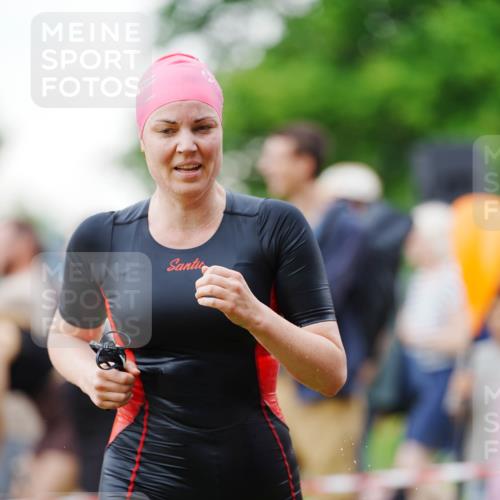21.06.2026 - 29. Vierlanden-Triathlon LAZAROV Photography http://msf.ph/oto/9863135 21.06.2026 10:18:23 Schwimmen 494, 571, 592, 606, 618 meine-sportfotos.de