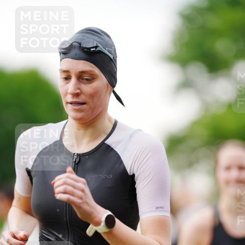 21.06.2026 - 29. Vierlanden-Triathlon LAZAROV Photography http://msf.ph/oto/9863143 21.06.2026 10:18:33 Schwimmen 368, 391, 499, 513, 539, 571, 582, 592, 605, 606, 608, 618 meine-sportfotos.de
