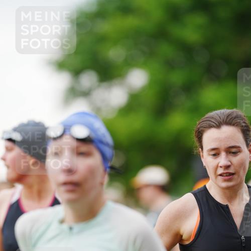 21.06.2026 - 29. Vierlanden-Triathlon LAZAROV Photography http://msf.ph/oto/9863162 21.06.2026 10:18:51 Schwimmen 391, 482, 490, 510, 511, 516, 524, 551, 556, 558, 583, 590, 601 meine-sportfotos.de