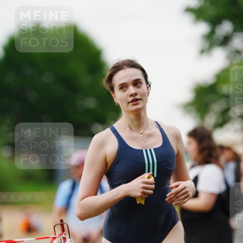 21.06.2026 - 29. Vierlanden-Triathlon LAZAROV Photography http://msf.ph/oto/9863177 21.06.2026 10:19:16 Schwimmen 497, 512, 519, 535, 546, 615 meine-sportfotos.de