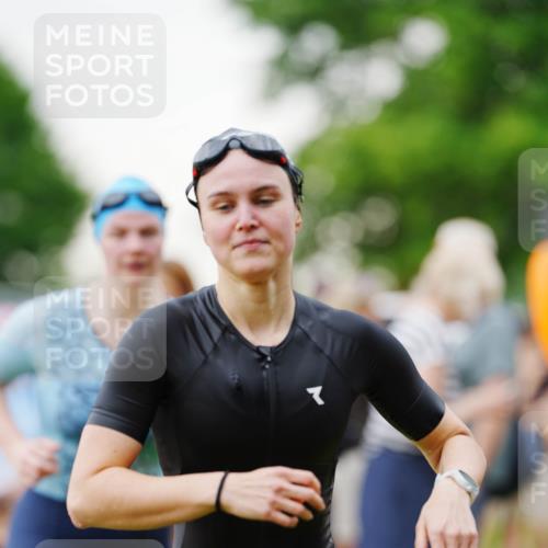 21.06.2026 - 29. Vierlanden-Triathlon LAZAROV Photography http://msf.ph/oto/9863182 21.06.2026 10:19:19 Schwimmen 512, 519, 535, 546, 615, 624 meine-sportfotos.de