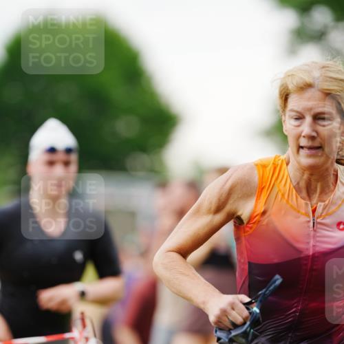 21.06.2026 - 29. Vierlanden-Triathlon LAZAROV Photography http://msf.ph/oto/9863197 21.06.2026 10:19:36 Schwimmen 498, 502, 518, 522, 523, 527, 534, 548, 566, 580, 581, 594, 603, 624, 1357 meine-sportfotos.de