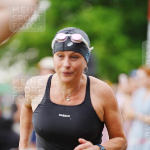 21.06.2026 - 29. Vierlanden-Triathlon LAZAROV Photography http://msf.ph/oto/9863198 21.06.2026 10:19:42 Schwimmen 498, 505, 518, 522, 523, 527, 534, 548, 566, 579, 580, 581, 594, 603, 1357 meine-sportfotos.de
