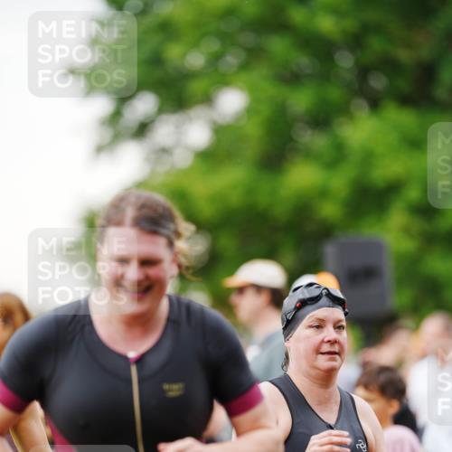 21.06.2026 - 29. Vierlanden-Triathlon LAZAROV Photography http://msf.ph/oto/9863200 21.06.2026 10:19:43 Schwimmen 498, 505, 518, 522, 523, 534, 548, 566, 579, 580, 581, 594, 603, 1357 meine-sportfotos.de