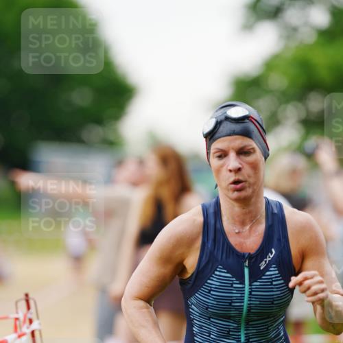 21.06.2026 - 29. Vierlanden-Triathlon LAZAROV Photography http://msf.ph/oto/9863210 21.06.2026 10:20:10 Schwimmen 304, 314, 484 meine-sportfotos.de