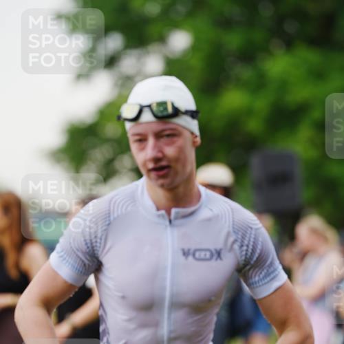 21.06.2026 - 29. Vierlanden-Triathlon LAZAROV Photography http://msf.ph/oto/9863215 21.06.2026 10:20:12 Schwimmen 304, 314, 484, 572 meine-sportfotos.de