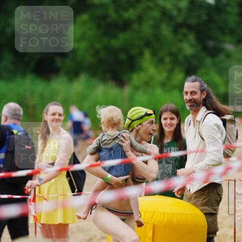 21.06.2026 - 29. Vierlanden-Triathlon LAZAROV Photography http://msf.ph/oto/9863231 21.06.2026 10:20:51 Schwimmen 612 meine-sportfotos.de
