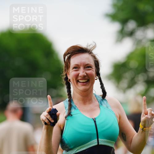 21.06.2026 - 29. Vierlanden-Triathlon LAZAROV Photography http://msf.ph/oto/9863298 21.06.2026 10:24:14 Schwimmen 589, 611 meine-sportfotos.de