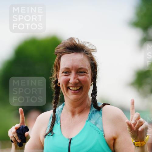 21.06.2026 - 29. Vierlanden-Triathlon LAZAROV Photography http://msf.ph/oto/9863300 21.06.2026 10:24:15 Schwimmen 589, 611 meine-sportfotos.de