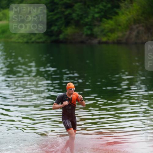 21.06.2026 - 29. Vierlanden-Triathlon LAZAROV Photography http://msf.ph/oto/9863318 21.06.2026 10:54:40 Schwimmen 704 meine-sportfotos.de
