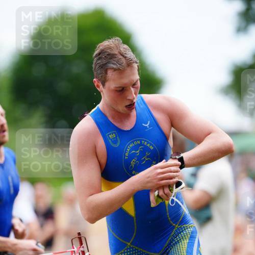 21.06.2026 - 29. Vierlanden-Triathlon LAZAROV Photography http://msf.ph/oto/9863343 21.06.2026 10:55:44 Schwimmen 637, 663, 739, 742, 753 meine-sportfotos.de