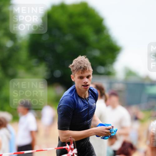 21.06.2026 - 29. Vierlanden-Triathlon LAZAROV Photography http://msf.ph/oto/9863402 21.06.2026 10:58:03 Schwimmen 640, 650, 666, 674, 689 meine-sportfotos.de