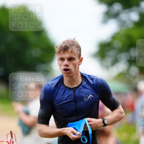 21.06.2026 - 29. Vierlanden-Triathlon LAZAROV Photography http://msf.ph/oto/9863404 21.06.2026 10:58:04 Schwimmen 640, 650, 666, 674, 689 meine-sportfotos.de