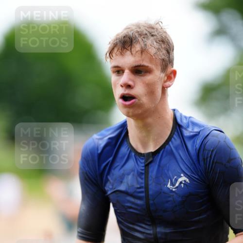 21.06.2026 - 29. Vierlanden-Triathlon LAZAROV Photography http://msf.ph/oto/9863407 21.06.2026 10:58:05 Schwimmen 640, 650, 666, 674, 689 meine-sportfotos.de