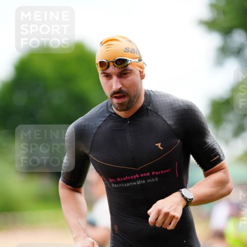21.06.2026 - 29. Vierlanden-Triathlon LAZAROV Photography http://msf.ph/oto/9863429 21.06.2026 10:58:30 Schwimmen 661, 665, 691 meine-sportfotos.de