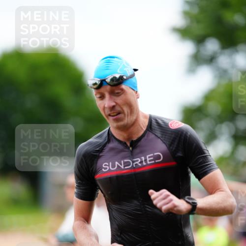 21.06.2026 - 29. Vierlanden-Triathlon LAZAROV Photography http://msf.ph/oto/9863434 21.06.2026 10:58:47 Schwimmen 630, 675, 681, 699, 721, 745 meine-sportfotos.de