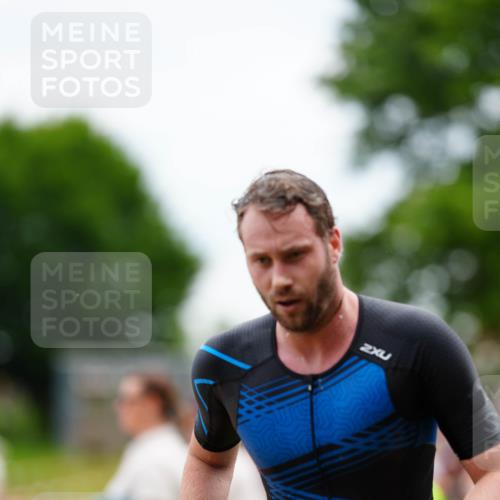 21.06.2026 - 29. Vierlanden-Triathlon LAZAROV Photography http://msf.ph/oto/9863445 21.06.2026 10:58:55 Schwimmen 630, 653, 681, 699, 745 meine-sportfotos.de