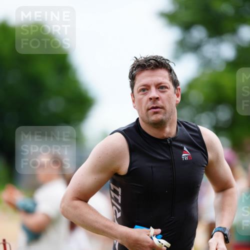 21.06.2026 - 29. Vierlanden-Triathlon LAZAROV Photography http://msf.ph/oto/9863469 21.06.2026 10:59:40 Schwimmen 682 meine-sportfotos.de