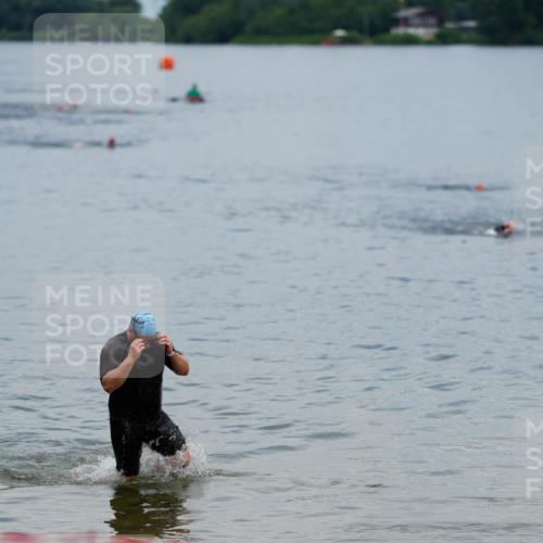 21.06.2026 - 29. Vierlanden-Triathlon LAZAROV Photography http://msf.ph/oto/9863473 21.06.2026 10:59:49 Schwimmen  meine-sportfotos.de