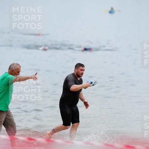 21.06.2026 - 29. Vierlanden-Triathlon LAZAROV Photography http://msf.ph/oto/9863478 21.06.2026 10:59:54 Schwimmen 724 meine-sportfotos.de