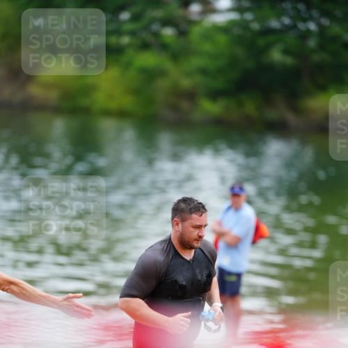 21.06.2026 - 29. Vierlanden-Triathlon LAZAROV Photography http://msf.ph/oto/9863480 21.06.2026 10:59:59 Schwimmen 724 meine-sportfotos.de