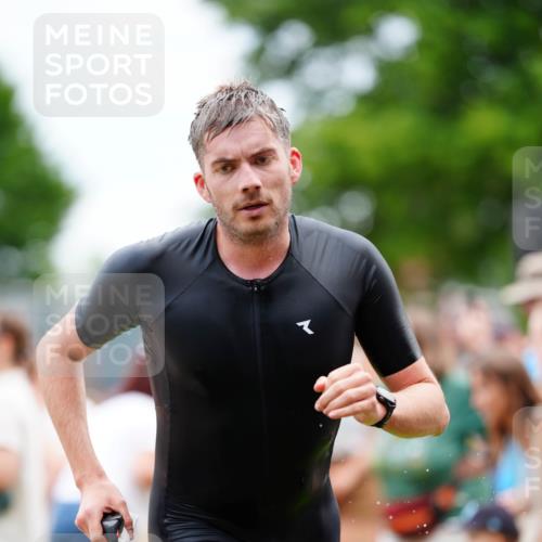 21.06.2026 - 29. Vierlanden-Triathlon LAZAROV Photography http://msf.ph/oto/9863499 21.06.2026 11:00:35 Schwimmen 696, 712, 746 meine-sportfotos.de