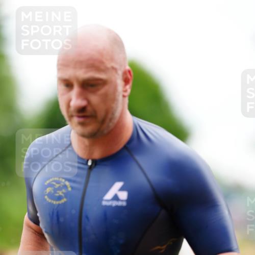 21.06.2026 - 29. Vierlanden-Triathlon LAZAROV Photography http://msf.ph/oto/9863505 21.06.2026 11:00:40 Schwimmen 696, 712, 746 meine-sportfotos.de