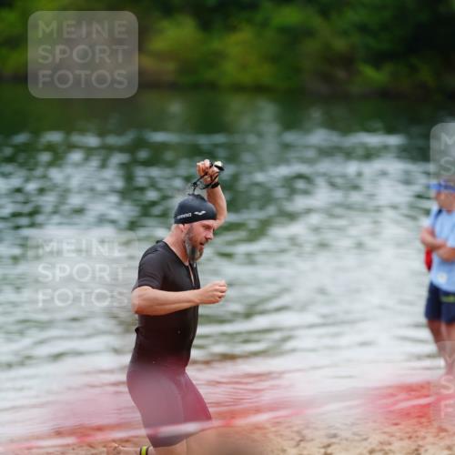 21.06.2026 - 29. Vierlanden-Triathlon LAZAROV Photography http://msf.ph/oto/9863510 21.06.2026 11:01:02 Schwimmen 671 meine-sportfotos.de