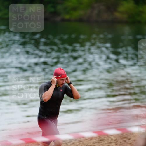 21.06.2026 - 29. Vierlanden-Triathlon LAZAROV Photography http://msf.ph/oto/9863518 21.06.2026 11:01:12 Schwimmen 671, 709 meine-sportfotos.de