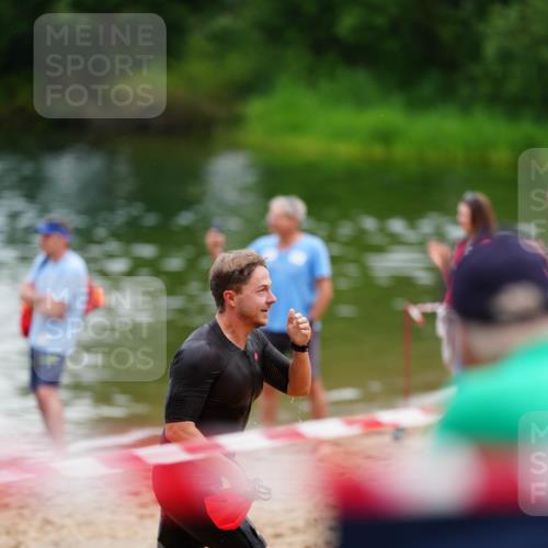 21.06.2026 - 29. Vierlanden-Triathlon LAZAROV Photography http://msf.ph/oto/9863520 21.06.2026 11:01:13 Schwimmen 656, 671, 709 meine-sportfotos.de
