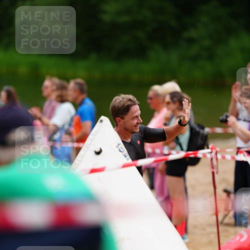 21.06.2026 - 29. Vierlanden-Triathlon LAZAROV Photography http://msf.ph/oto/9863521 21.06.2026 11:01:14 Schwimmen 656, 709 meine-sportfotos.de