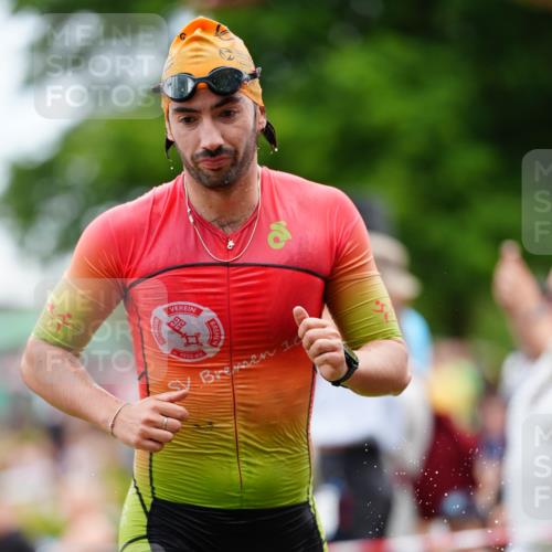 21.06.2026 - 29. Vierlanden-Triathlon LAZAROV Photography http://msf.ph/oto/9863529 21.06.2026 11:01:24 Schwimmen 656, 709, 718 meine-sportfotos.de