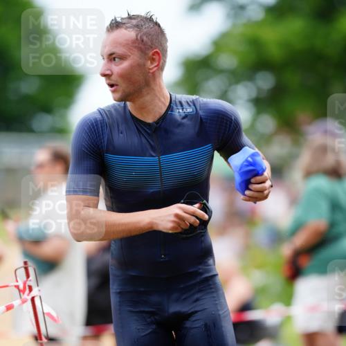 21.06.2026 - 29. Vierlanden-Triathlon LAZAROV Photography http://msf.ph/oto/9863534 21.06.2026 11:01:32 Schwimmen 718 meine-sportfotos.de