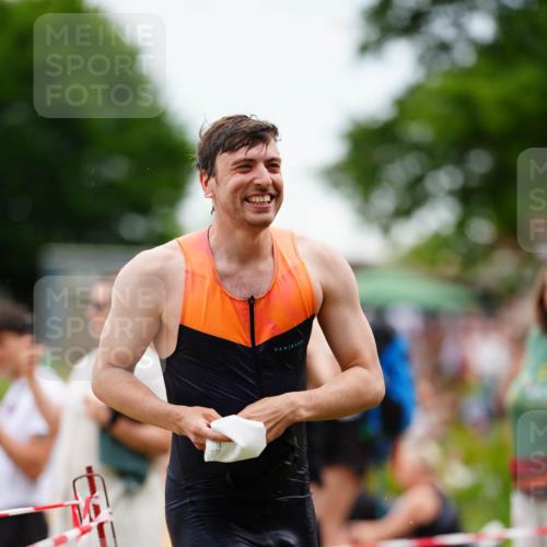 21.06.2026 - 29. Vierlanden-Triathlon LAZAROV Photography http://msf.ph/oto/9863542 21.06.2026 11:01:49 Schwimmen 641, 644, 673, 707 meine-sportfotos.de